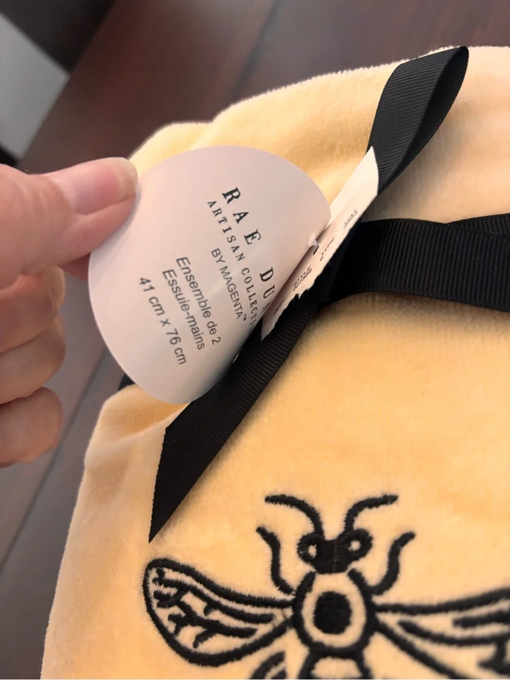 Rae Dunn Bee Hand Towel & washcloth set
